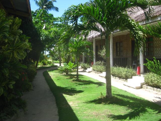 Cherinicole Beach Resort General Luna  Exteriör bild